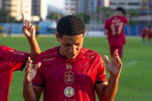 Vitória e +3 na conta! 🤩⚓️🔴🔵