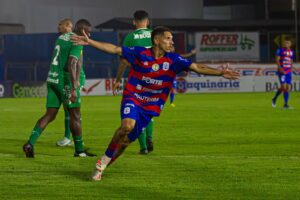 Com dois gols de Geovany, Marcílio Dias vence a Chapecoense na Copa SC ⚽️⚓️🔴🔵